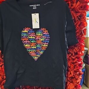 Calvin Klein NWT Women'ss Black Heart Graphic T-Shirt SIZE XL